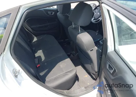 2015 Ford Fiesta Se z USA, uszkodzony, nr VIN 3FADP4BJ6FM198606
